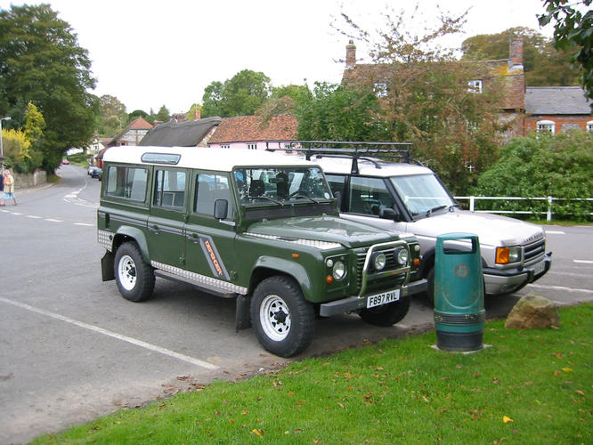 Land Rover 110 CSW